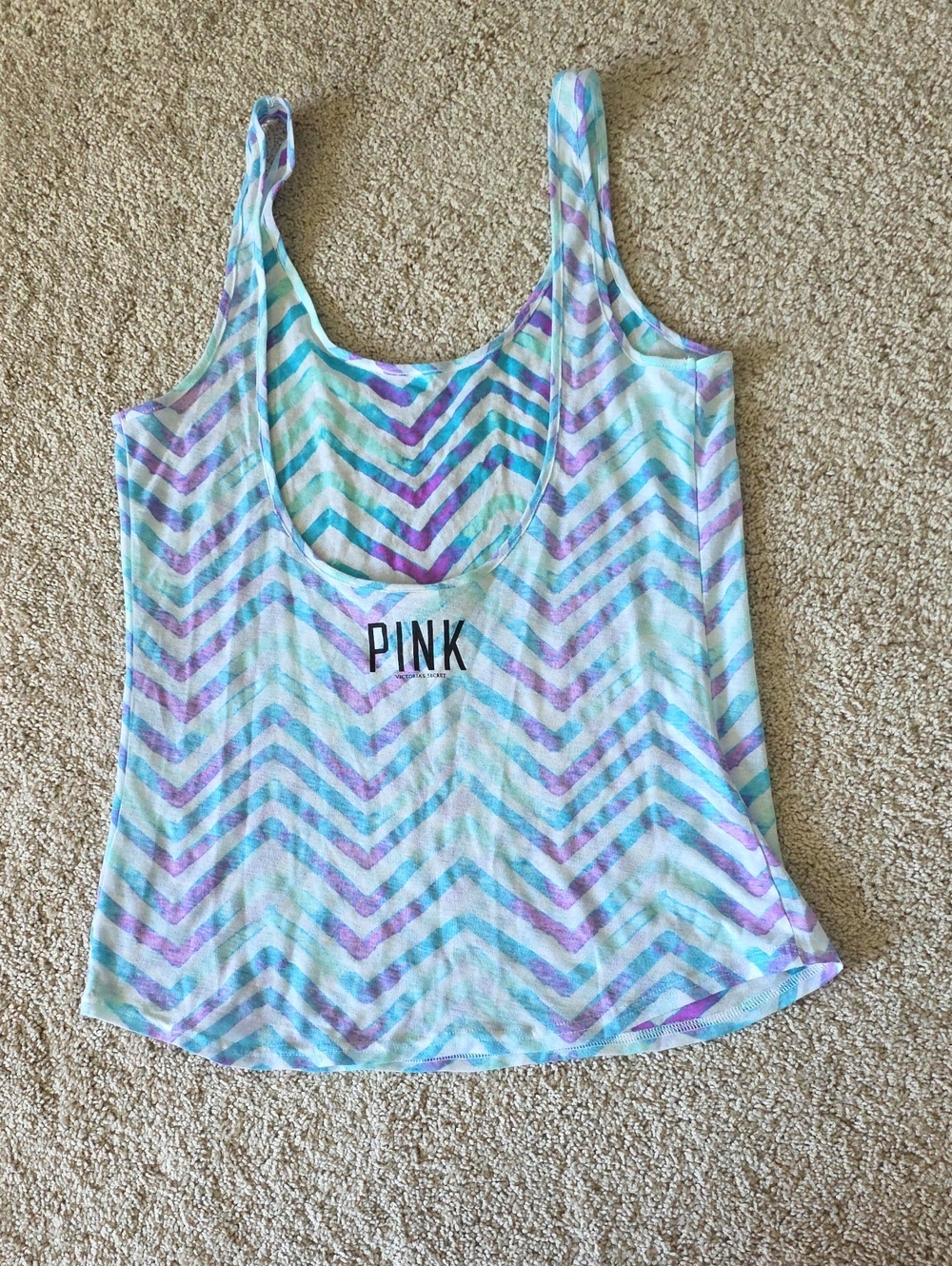 Low Back Chevron Tank - Picture 3 of 4